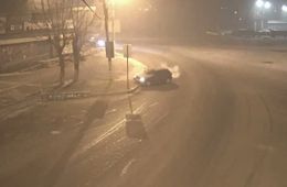 Лихач ночью снес дорожный знак в Чите