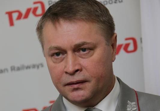 Прокурор попросил 14 лет строгача и 19 млн. руб. штрафа для экс-начальника ЗабЖД