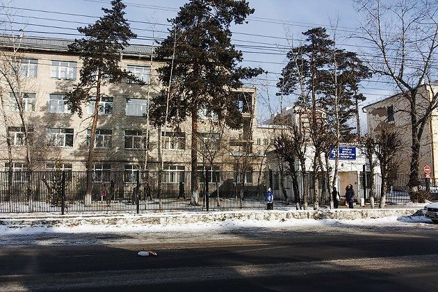Шестилетний мальчик выпал из окна клинической больницы в Чите. Прокуратура начала проверку.
