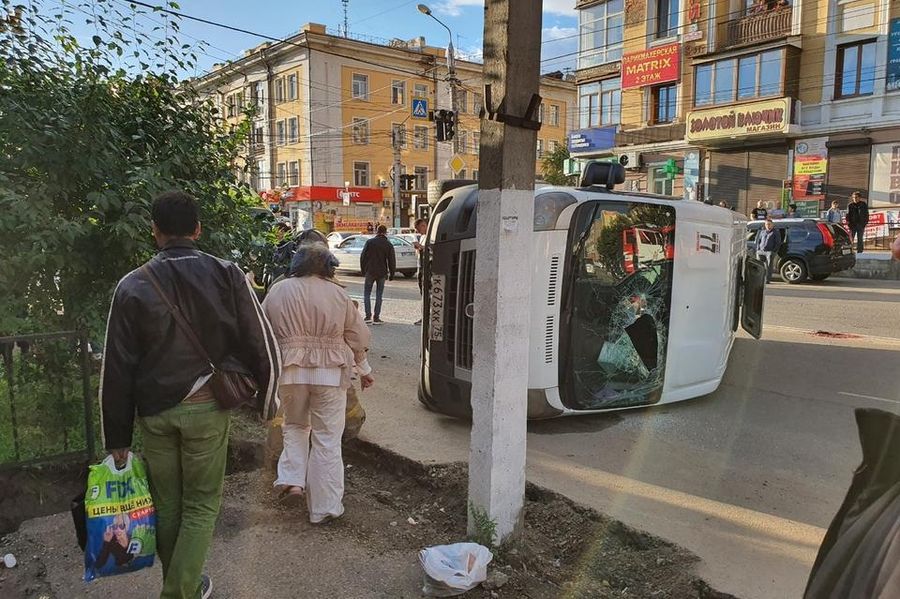 Во вчерашнем ДТП с маршруткой виноват водитель Toyota Probox - УМВД