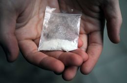 Забайкалец сбыл марихуану несовершеннолетнему