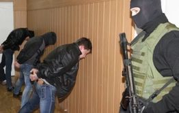 Уголовное дело 16 участников ОПГ направлено в Петровск-Забайкальский суд
