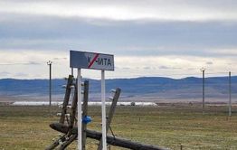 Четыре опоры ЛЭП повалил ветер в Верх-Чите