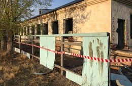 Рухнувшая кирпичная стена погребла под собой 16-летнего воспитанника  детского центра в Чите