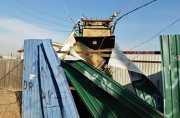 ​Водитель фуры, оставивший дачников в Чите без света, пытался скрыться