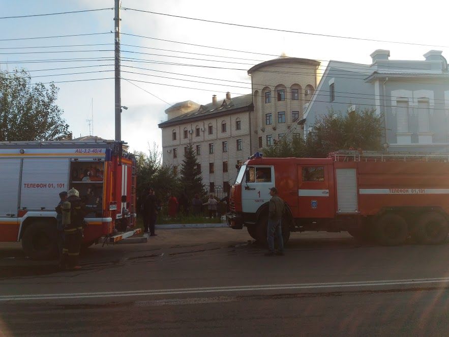 Краевой суд горит в Чите (фото)