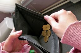 Воспитатели детских садов Читы создали петицию о низких зарплатах