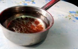 Красно-черная жажда . Жители Могочинского района травятся разноцветной водой.