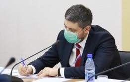 Осипов предложил раздавать маски бесплатно, но не всем