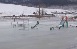  Фоторепортаж из Чернышевского района Забайкалья, где грунтовые воды затопили село