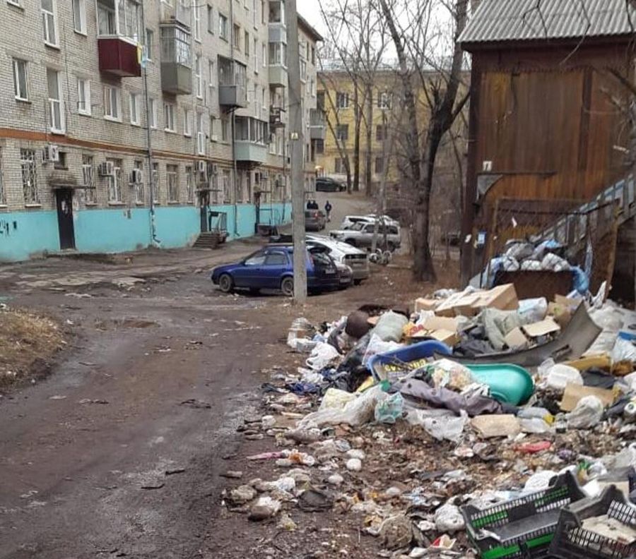 Зловонные инсталляции