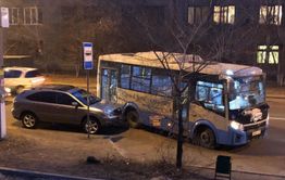  Автобус из серии «Жить в Чите классно» попал в ДТП