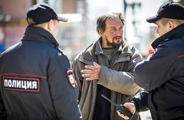 Полицейские и следователи проверили более 300 бомжей, чтобы раскрыть убийство двухлетней давности