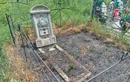 На Железнодорожное кладбище Читы совершили набег вандалы и сожгли несколько десятков могил