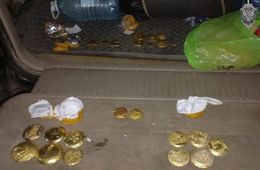 23 слитка золота и 3 грамма каннабиса пытался перевезти забайкалец