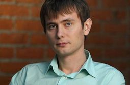 Сын Лазуткина вышел на связь