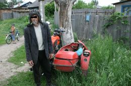 Слабоумие и отвага: в Каларах местный житель угнал мотоцикл, пытался его завести, подсвечивая спичками, и устроил пожар