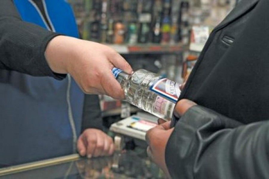 Мэрия Читы поймала предпринимателей, торгующих алкоголем в незаконное время