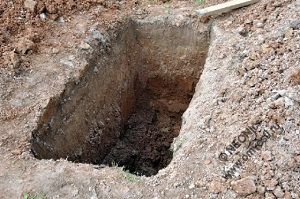В Краснокаменске на кладбище вырыты могилы для будущих покойников
