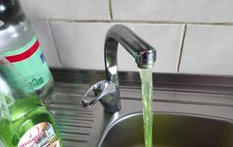 У жителей забайкальского села из крана бежит зеленая вода