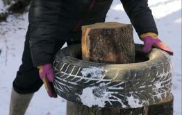 Народный лайфхак: как наколоть дров, чтобы они не разлетались в стороны