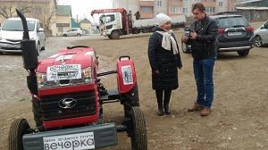 Трактор – главный приз розыгрыша «Вечорки». Видео