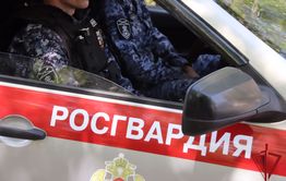 Читинец угрожал таксисту ножом