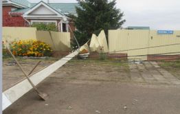 Шесть столбов снесли водители в Чите за минувшую неделю