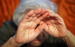 Читинец проведет 17 лет в колонии за убийство парализованной матери 