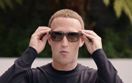 Сотрудники ФСБ России отнесли «умные» очки Facebook  к шпионским устройствам
