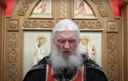Основатель Среднеуральского женского монастыря проклял всех, кто посягает на закрытие храмов из-за пандемии. Позже его лишили права проповедовать. (Видео)