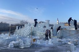 Сапожников пообещал подготовить город к Новому году раньше 15 декабря