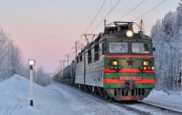 В Могоче мужчине поезд перерезал обе ноги