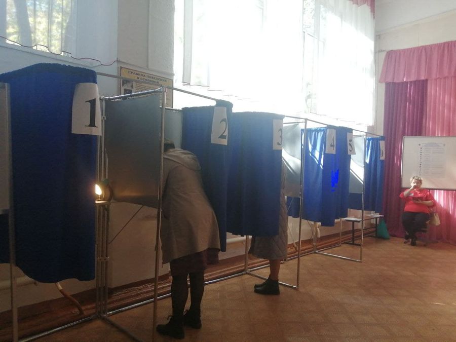 Около 150 забайкальцев пришли на один из участков в первую половину дня в Чите
