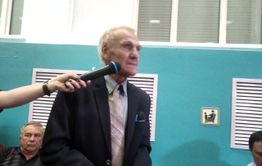 Пенсионер в Верх-Усуглях обескуражен призывами к отставке Осипова