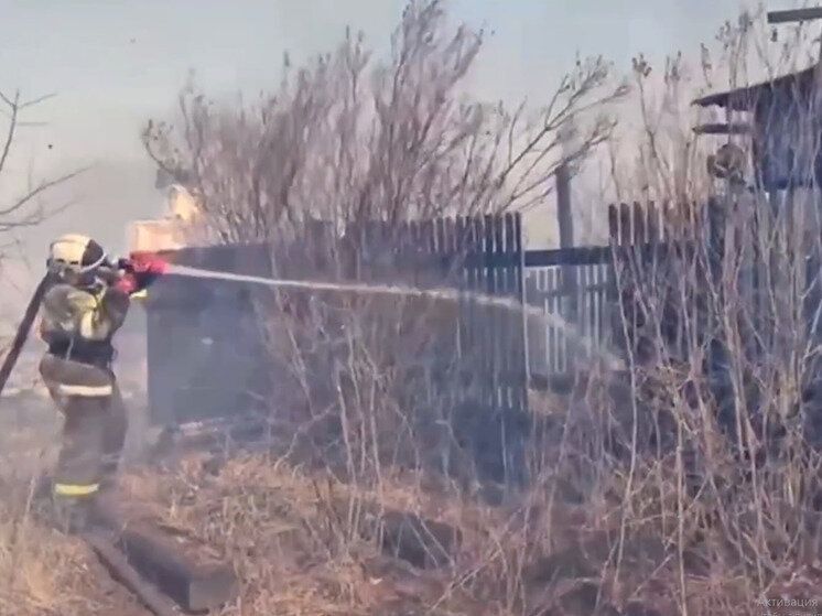 18 домов сгорели в дачном кооперативе под Читой