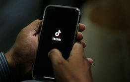 СК России начал проверку призывов к самоубийству подростков в соцсетях