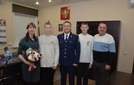 Юные забайкальцы помогли задержать вора и получили медаль
