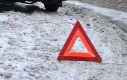 Иномарка слетела с дороги в Забайкалье, пассажир – в больнице