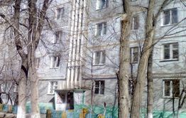 Умершую три недели назад женщину нашли в квартире на КСК