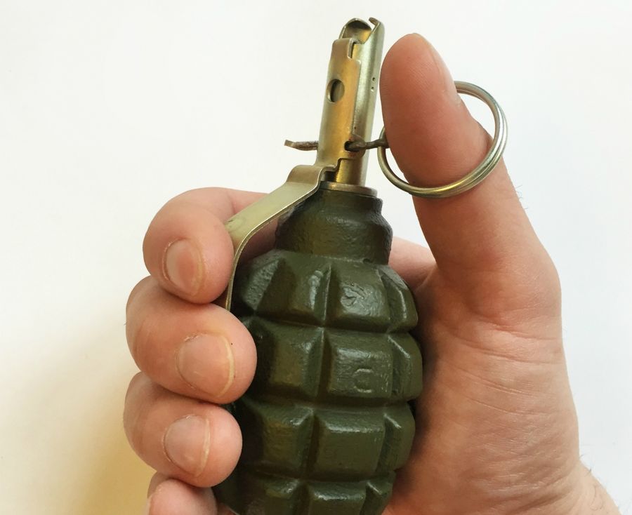 Боевую гранату нашли в гаражном кооперативе в Чите