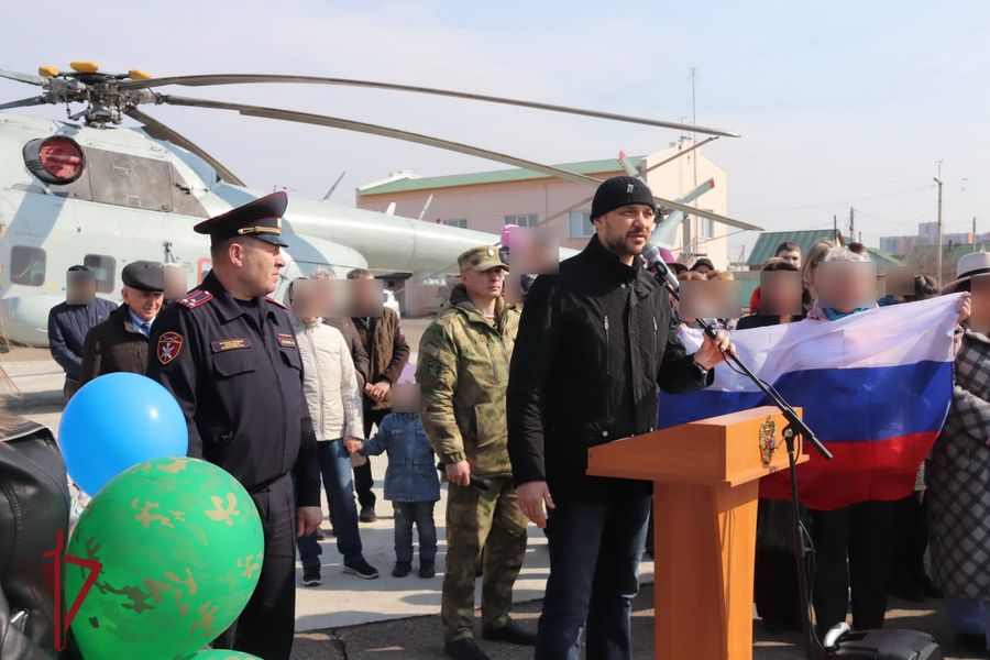 Сотрудники и военнослужащие Росгвардии, которые выполняли задачи спецоперации, вернулись в Читу