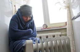 Читинка замерзает в своей квартире 
