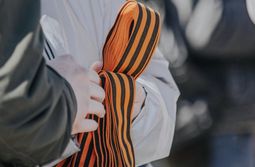Добровольцы раздадут георгиевские ленточки горожанам на центральной площади Читы