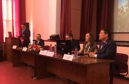 По приглашению главы Забайкалья в Чите работают врачи-нейроонкологи