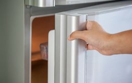 Забайкалец похитил 100 тысяч из холодильника