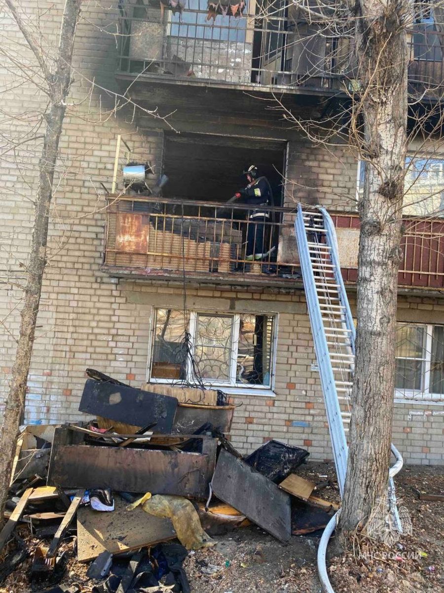 Девять человек спасены на пожаре в центре Читы