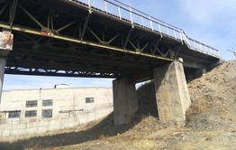Ремонт моста через ж/д пути в Дарасуне отложен из-за несоответствия требованиям претендента