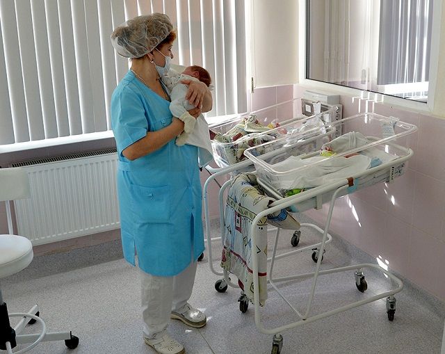 В России в 2017 году зафиксирован катастрофический спад рождаемости