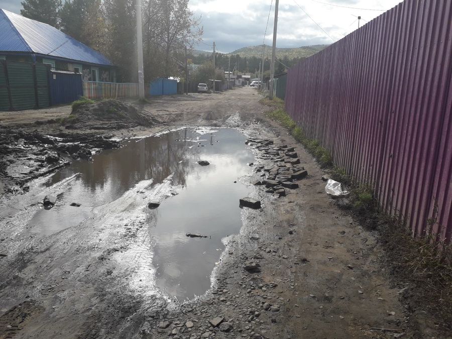 Жители улицы за Ингодой жалуются на раздолбанные дороги